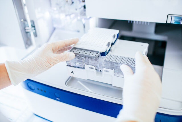 bio technological laboatory female research scientist